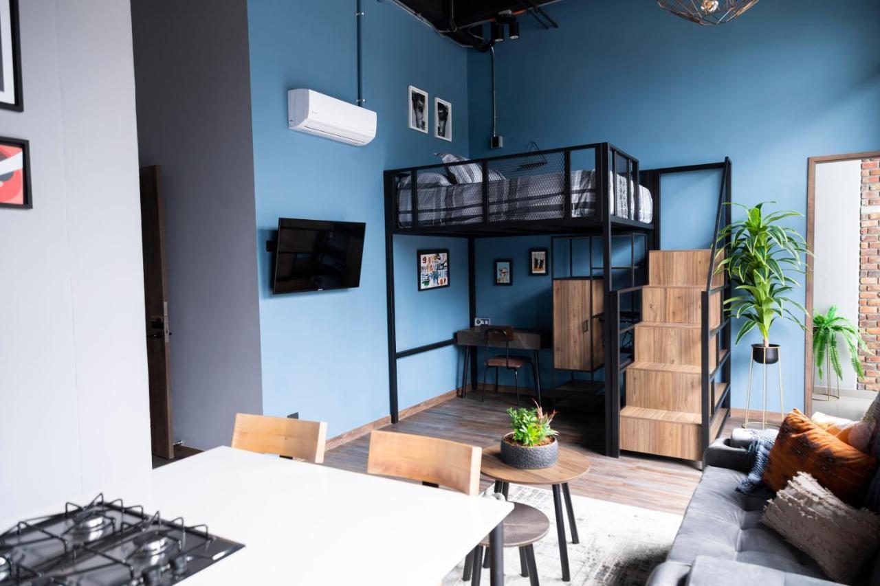 Royal Living Poblado Aparthotel Medellin Bagian luar foto
