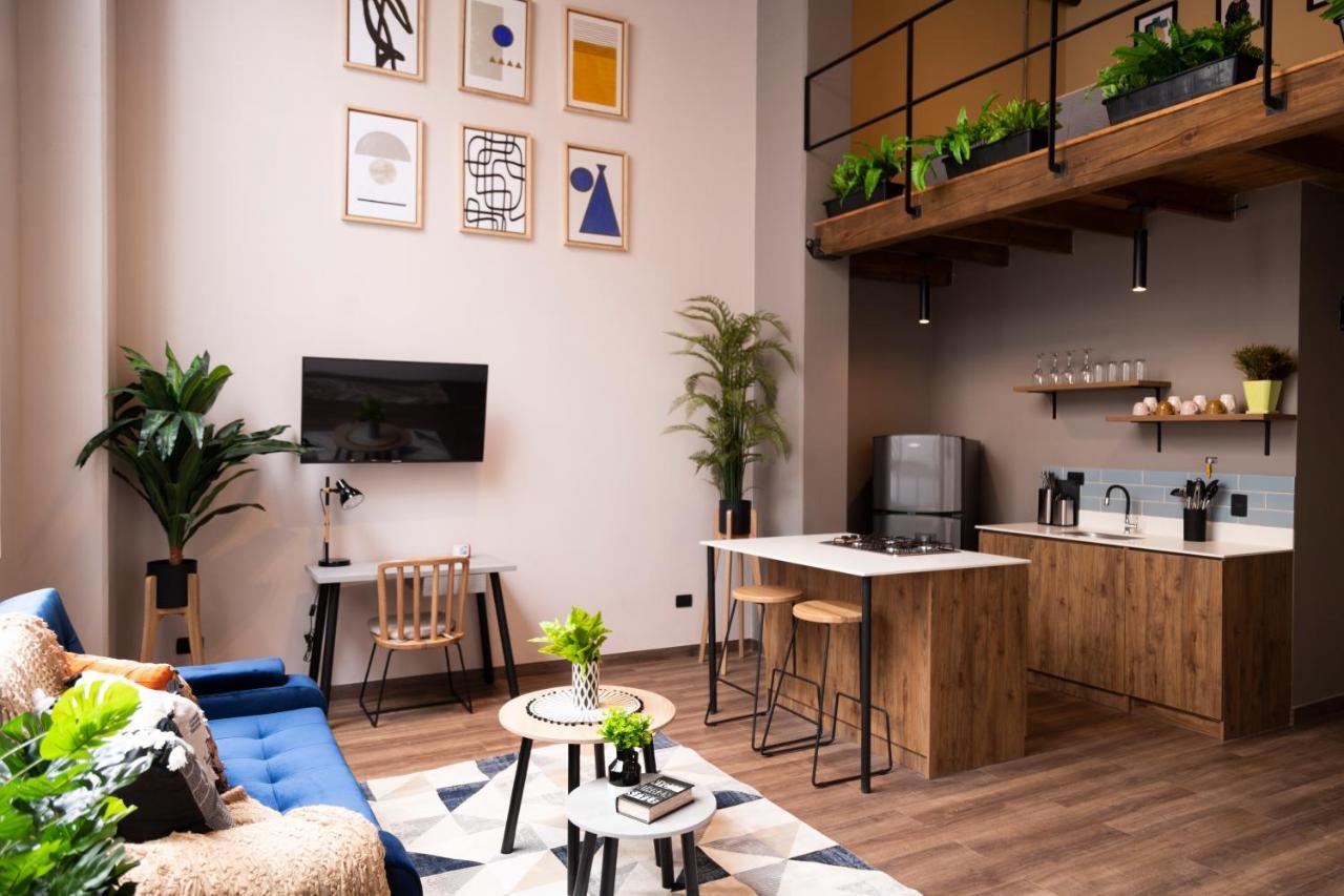 Royal Living Poblado Aparthotel Medellin Bagian luar foto